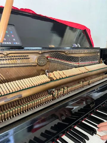Upright piano · tuning setup