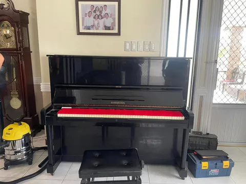 Upright piano · service equipment