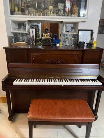 Young Chang upright piano