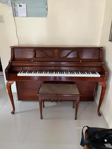 Kawai console piano