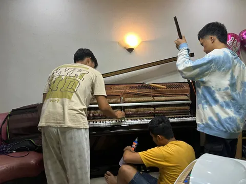 Hands-on upright piano work